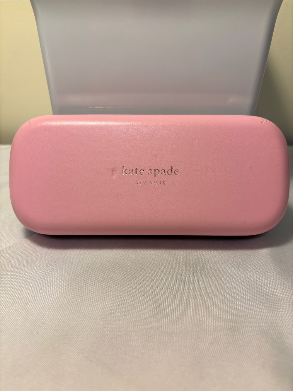 GUC Kate Spade New York Pink & Green Hardshell Eyeglasses Case with Cloth